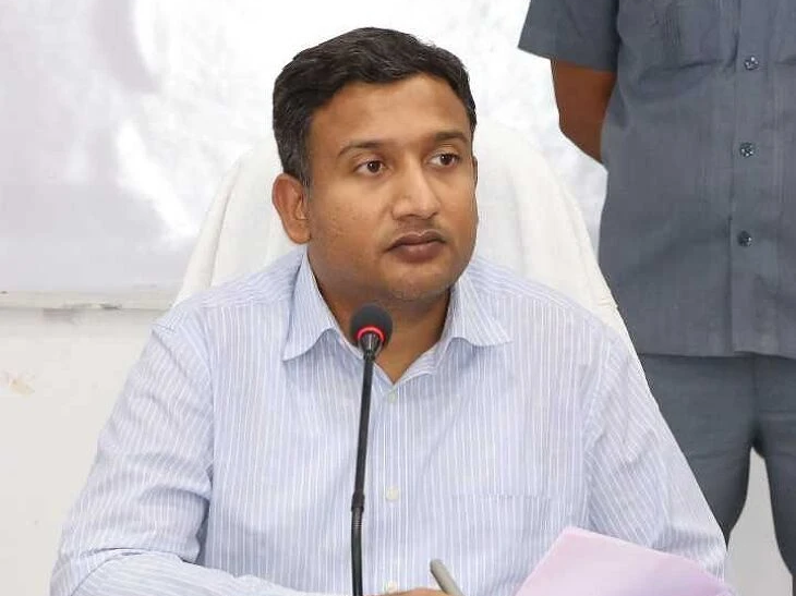 కలెక్టరేట్లో టోల్ ఫ్రీ నంబర్ ఏర్పాటు: కలెక్టర్