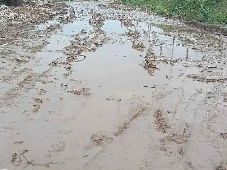 ‘ఆ రోడ్డులో ప్రయాణం నరకమే’