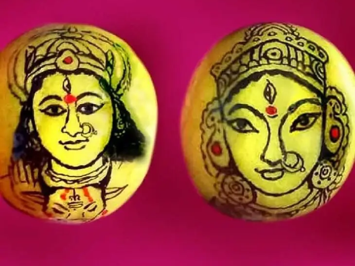 నిమ్మకాయపై జగన్మాత చిత్రాలు