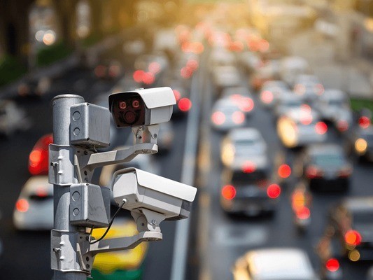 లక్షల్లో CCTV కెమెరాలు.. అందులో పనిచేసేవి ఎన్నో..?