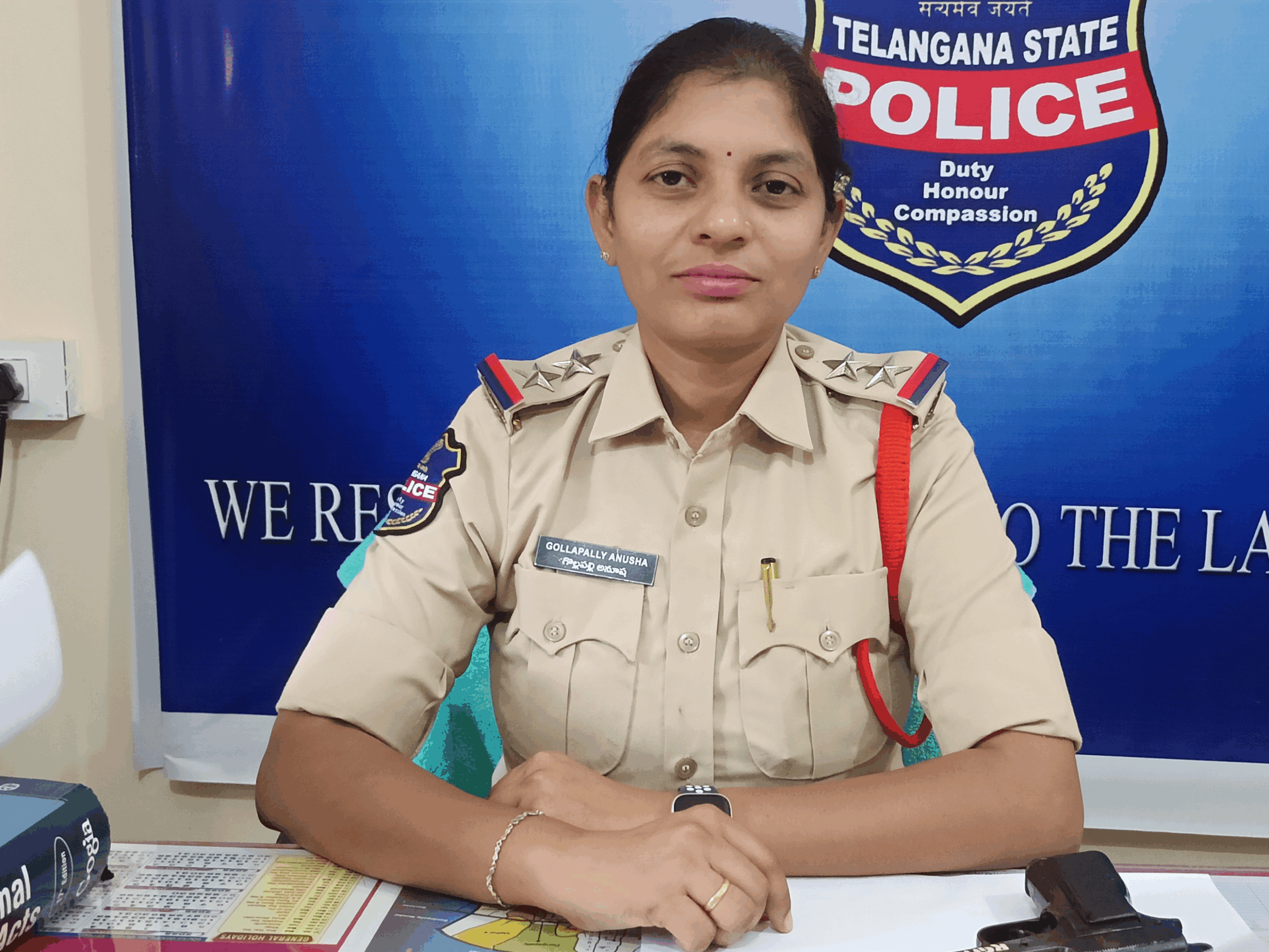 పండుగను ప్రశాంతంగా నిర్వహించుకోవాలి: SI