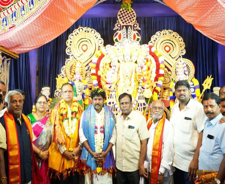 దేవీ నవరాత్రుల మహోత్సవంలో పాల్గొన్న ఎమ్మెల్యే