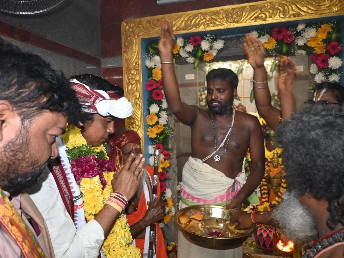 మహాకుంభాభిషేకంలో పాల్గొన్న MLA
