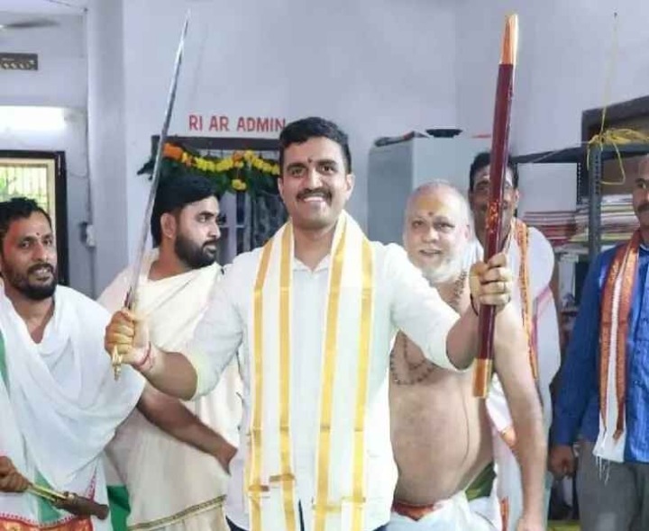 జిల్లా పోలీసు కార్యాలయంలో ఆయుధ పూజ: ఎస్పీ