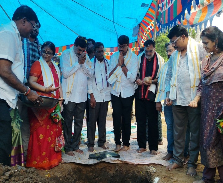 జడ్పీ హైస్కూల్ అదనపు భవనాలకు శంకుస్థాపన