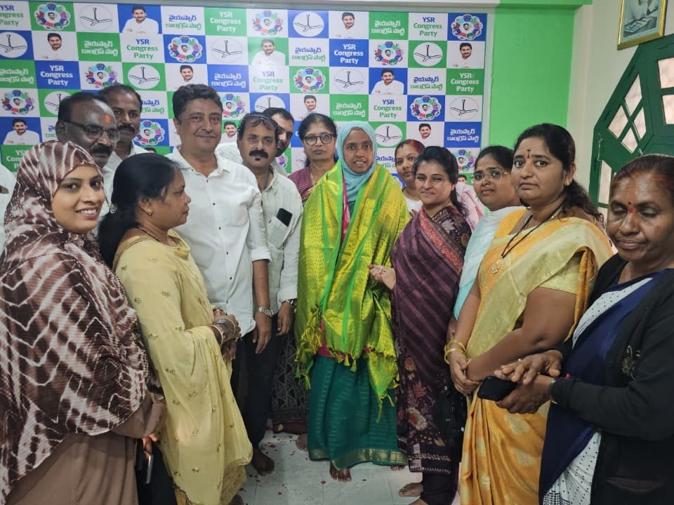 వైసీపీ పార్టీలో మదనపల్లె మహిళకు కీలక పదవి