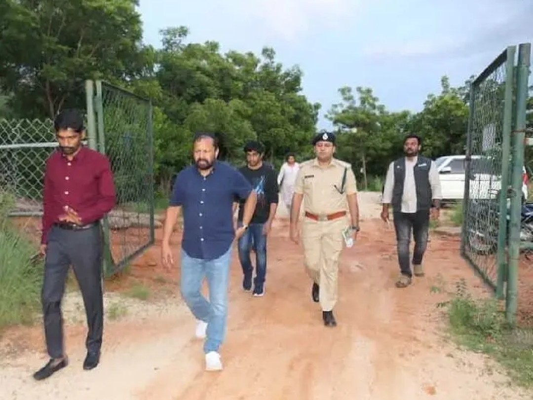 SV జూలాజికల్ పార్కును సందర్శించిన కాంతిలాల్