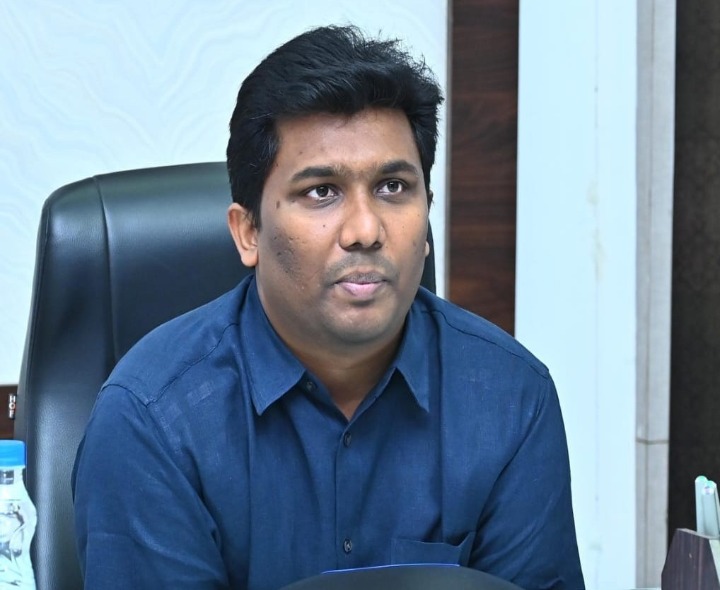 ‘స్వచ్ఛ ఆంధ్రలో  కాకినాడ జిల్లాకు 52 అవార్డులు’