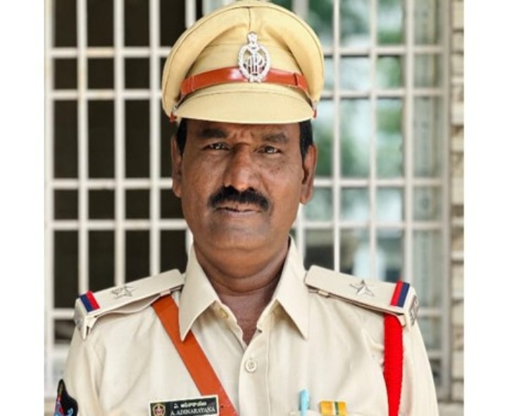 ఏస్సైగా బాధ్యతలు స్వీకరణ