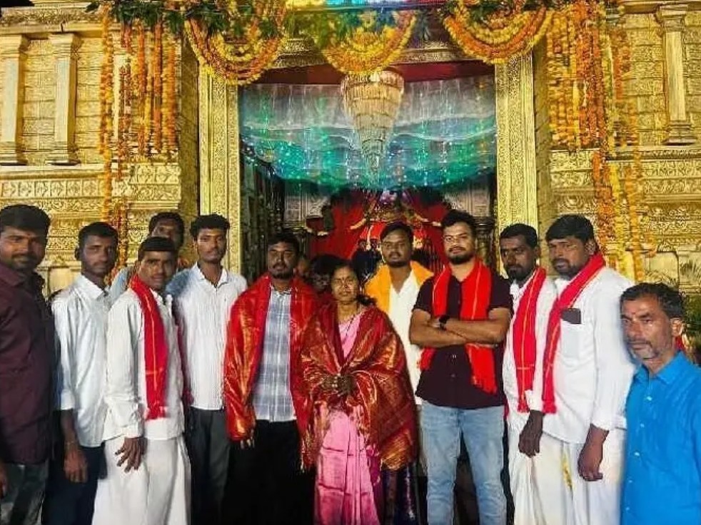 దుర్గమ్మ ముక్కుపుడక ధర ఎంతంటే..?