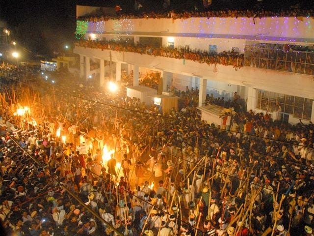 దేవరగట్టులో మూడుకు చేరిన మృతుల సంఖ్య!
