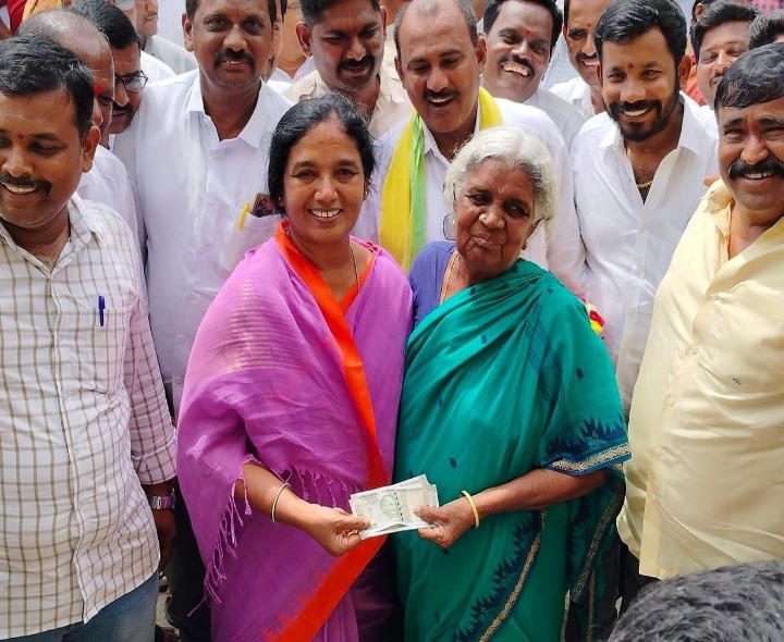 నేడు సచివాలయాల్లో పింఛన్ పంపిణీ