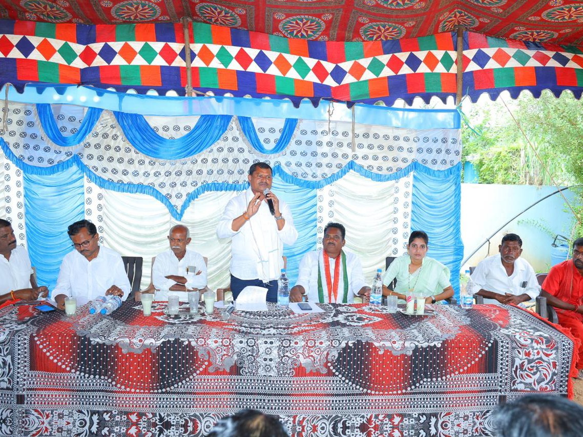 ‘కాంగ్రెస్ పార్టీ గెలుపుకై ప్రతి కార్యకర్త సిద్ధంగా ఉండాలి’