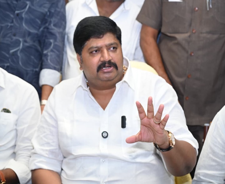 నిప్పు పెట్టడం దురుద్దేశ పూర్వక చర్య: MLA