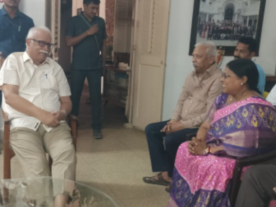 గోవా గవర్నర్‌ను కలిసిన ఎస్.కోట ఎమ్మెల్యే కోళ్ల