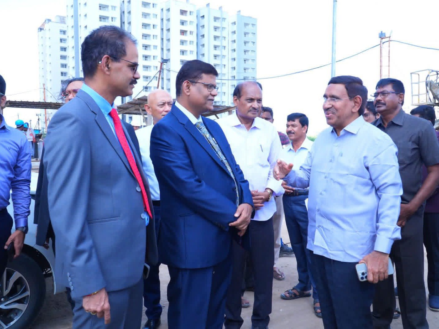 మంత్రి నారాయ‌ణ‌తో భేటీ అయిన మలేషియా ప్ర‌తినిధులు