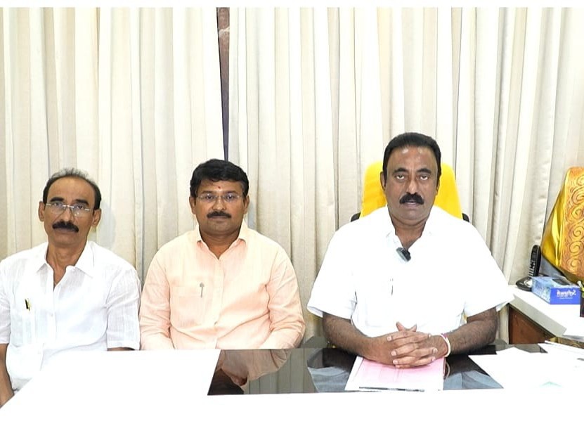 రేపు కావలిలో ఆటోలతో భారీ ర్యాలీ