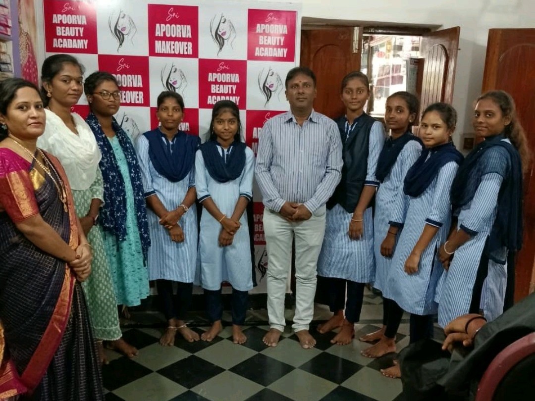 ఇంటర్న్‌షిప్ 10 రోజుల శిక్షణ విజయవంతం