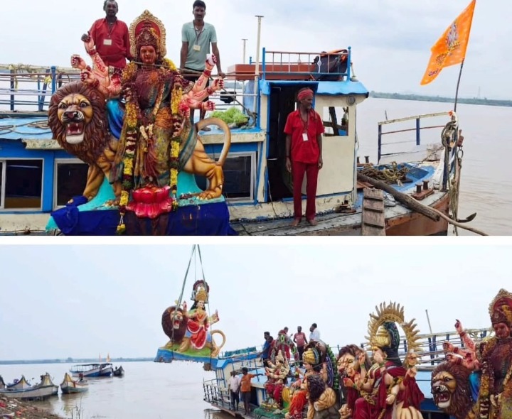 విజయవంతంగా దుర్గమ్మ నిమజ్జనం