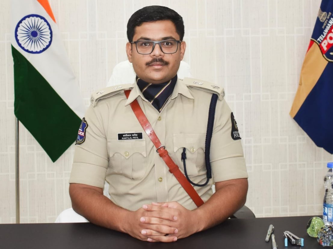 జిల్లా షీ టీంను సంప్రదించాలి: ఎస్పీ