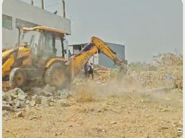 మరోసారి హైడ్రా కూల్చివేతలు