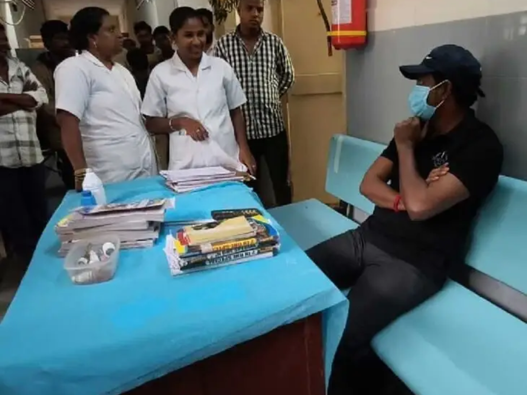 మారువేషంలో ఎమ్మెల్యే ఎమ్మెస్ రాజు