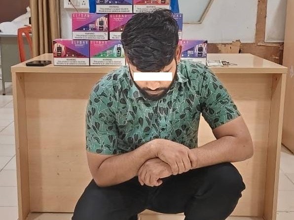 HYDలో ఈ-సిగరెట్లు విక్రయిస్తున్న వ్యక్తి అరెస్ట్