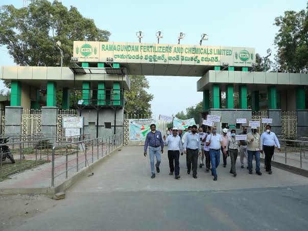 యూరియా ఉత్పత్తి మళ్లీ ప్రారంభం