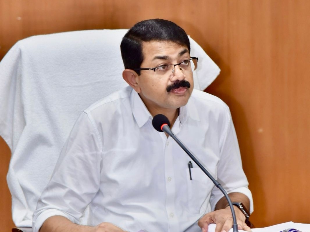 ‘తుఫాన్ నష్టాల అంచనాలను పంపాలి’