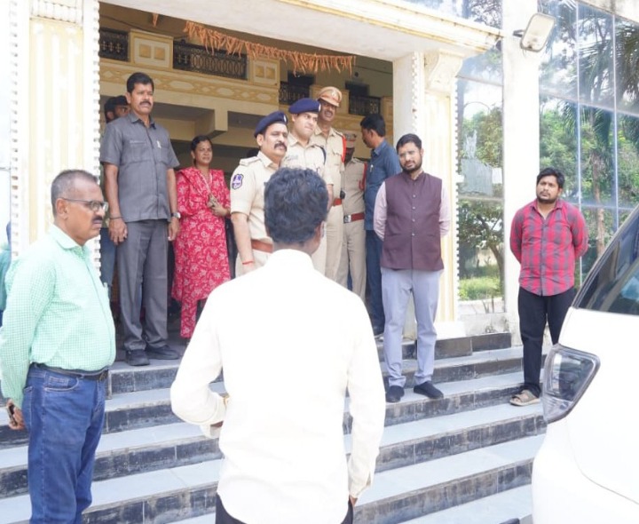 ఎన్నికల ఏర్పాట్లు  పక్కాగా ఉండాలి: కలెక్టర్