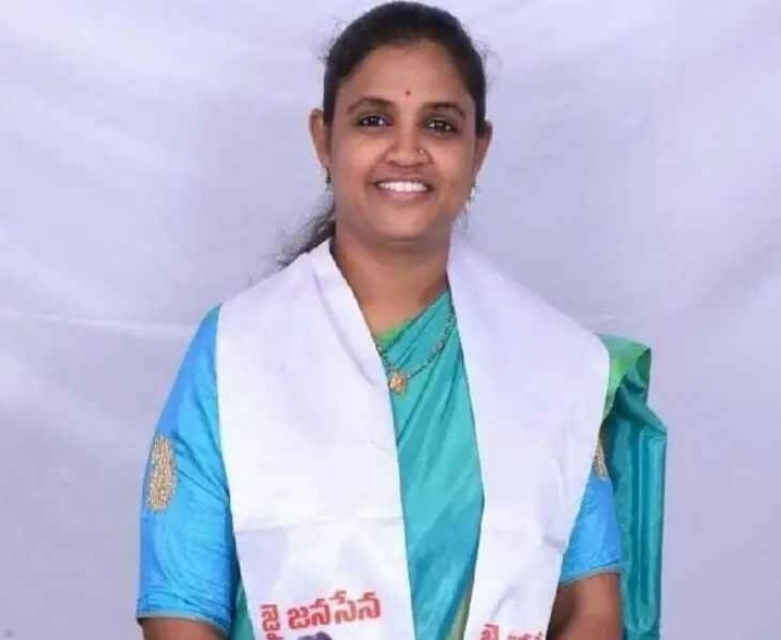 శ్రీశైలం ట్రస్ట్ బోర్డు మెంబర్‌గా రేఖ గౌడ్
