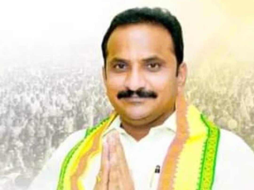 ఆటో డ్రైవర్‌గా మారిన ఎమ్మెల్యే ఇంటూరి
