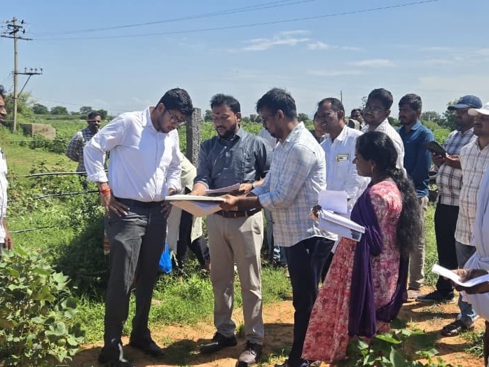 మండలంలో పగడ్బందీగా భూముల రీ సర్వే