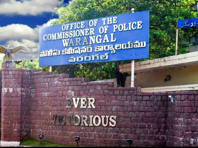 15 రోజుల వ్యవధిలో ముగ్గురు SIలు సస్పెన్షన్