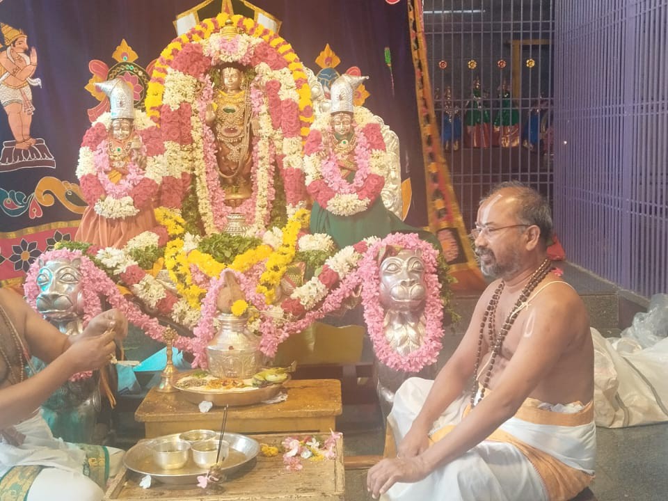 రాపూరు లక్ష్మీనరసింహస్వామికి విశేష పూజలు