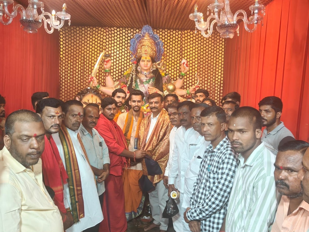 ‘అమ్మవారి దయతో ప్రజలు సుభిక్షంగా ఉండాలి’
