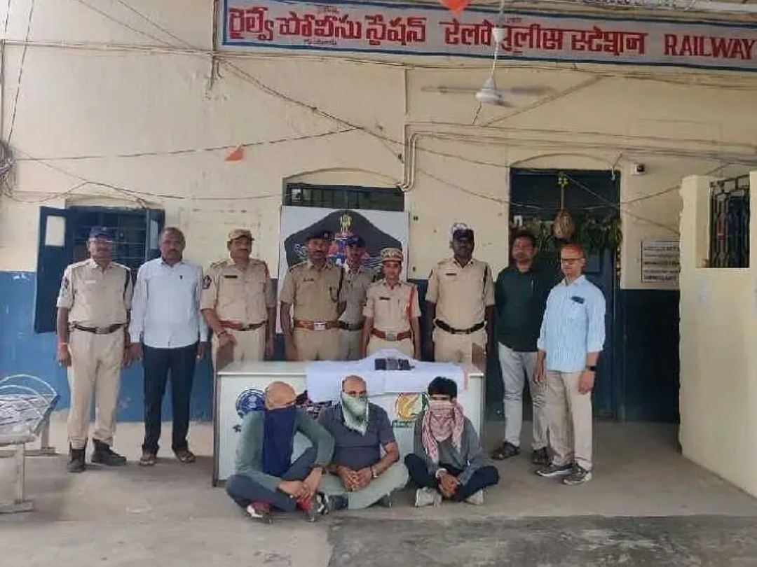 గుంటూరు రైల్వే స్టేషన్‌లో ముగ్గురు దొంగలు అరెస్ట్