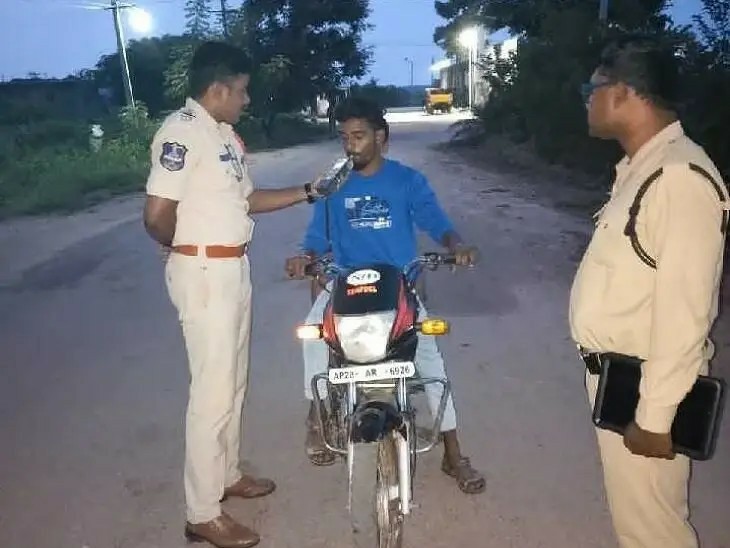 తాగి వాహనం నడిపితే జైలు శిక్ష