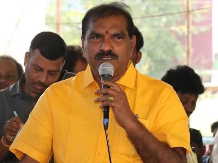 CMRF చెక్కులు అందజేసిన మంత్రి