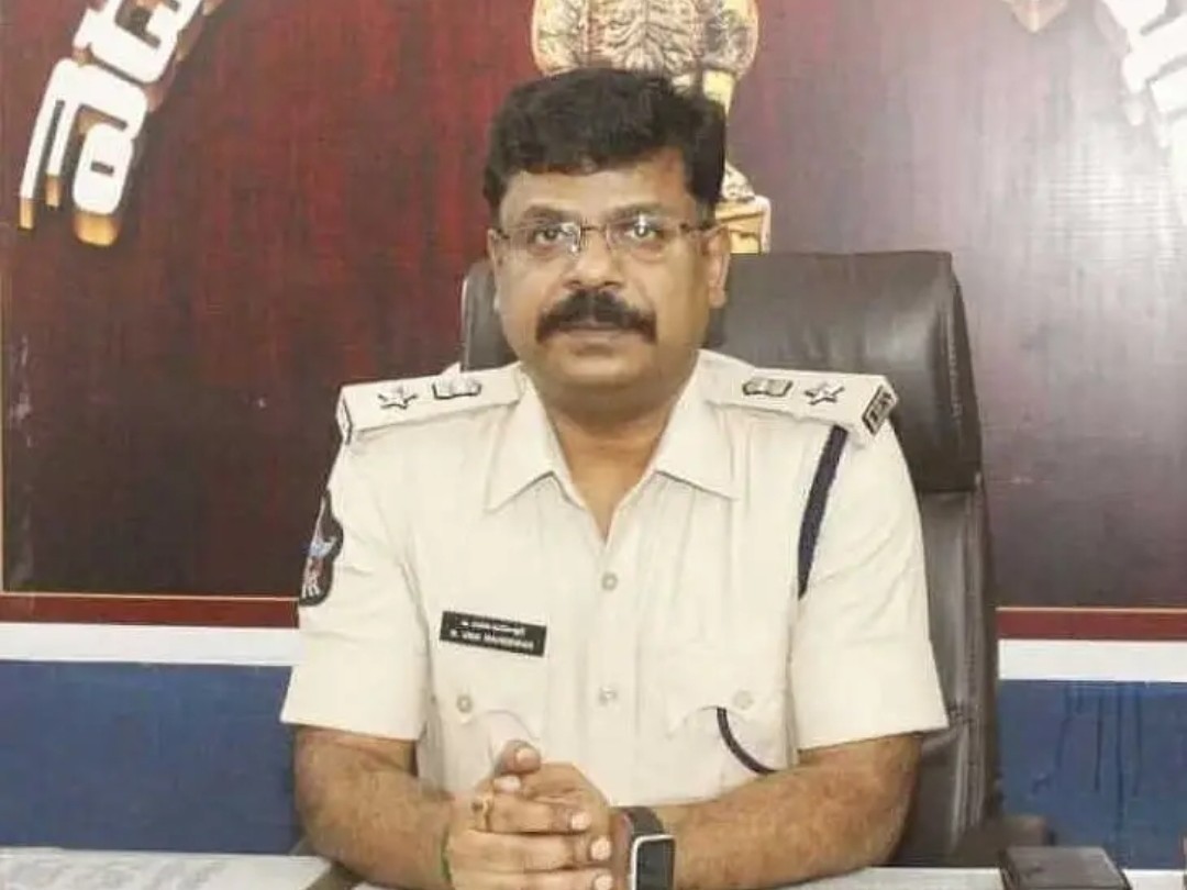 ఆ గ్రామాలపై అధికారులు ప్రత్యేక దృష్టి పెట్టాలి : ఎస్పీ