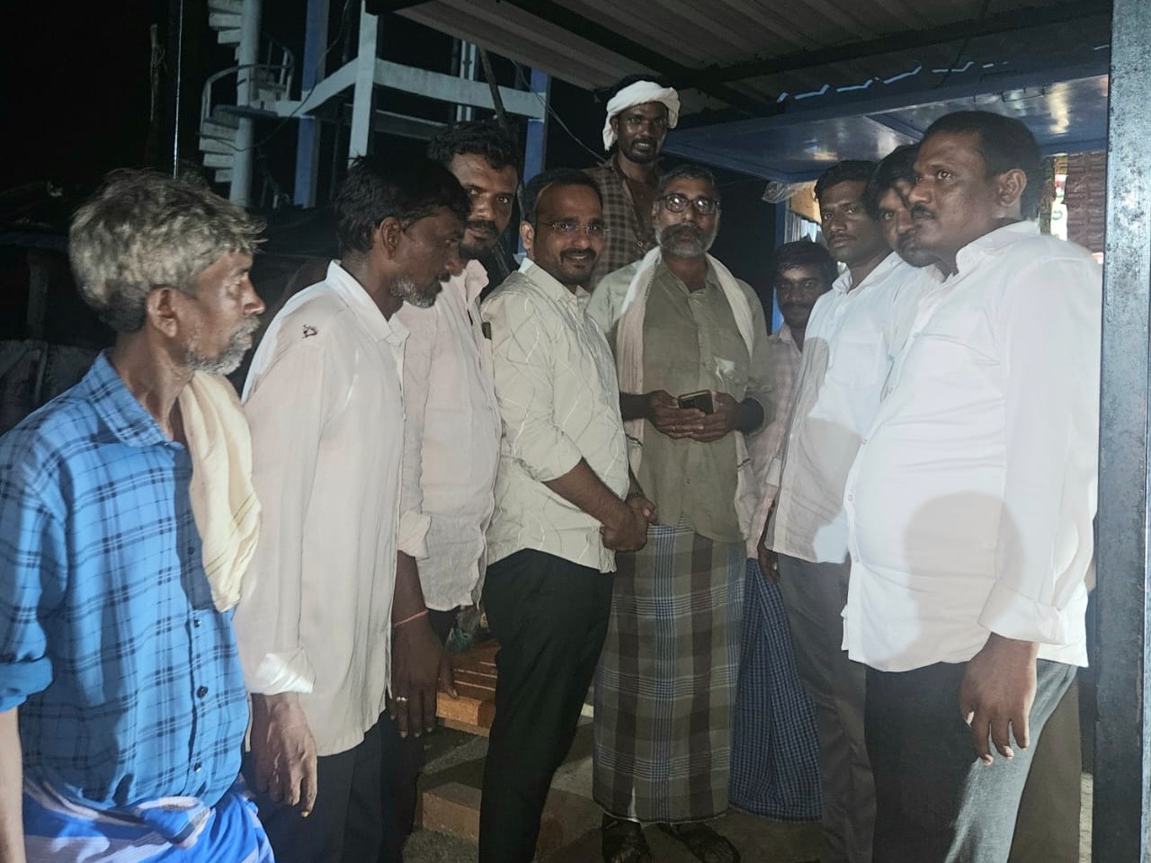 ‘ఆదివాసీ ప్రజలకు మెరుగైన వైద్యం అందించాలి’
