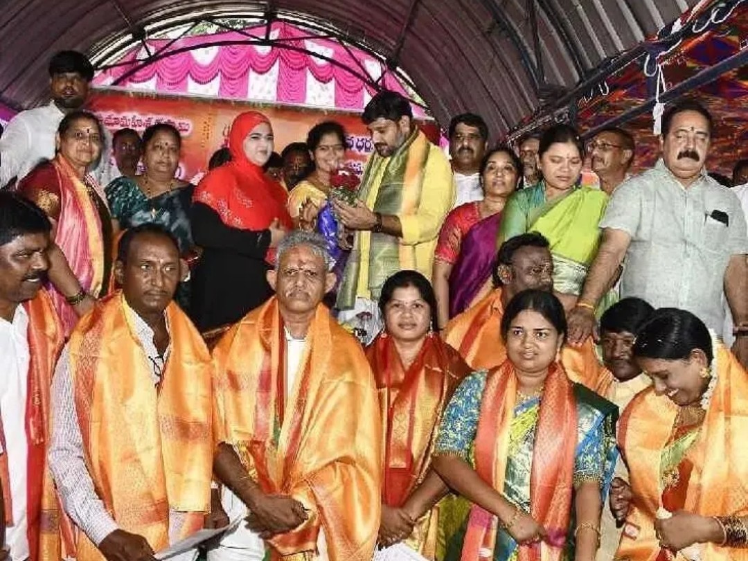 ఉమామహేశ్వరస్వామి ఆలయంలో నూతన కమిటీ ప్రమాణం