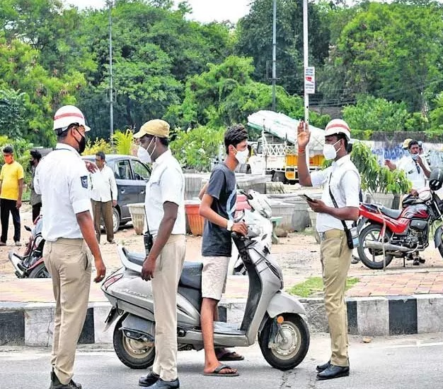 ఐదుకు మించి చలాన్లు ఉంటే లైసెన్స్ రద్దు!