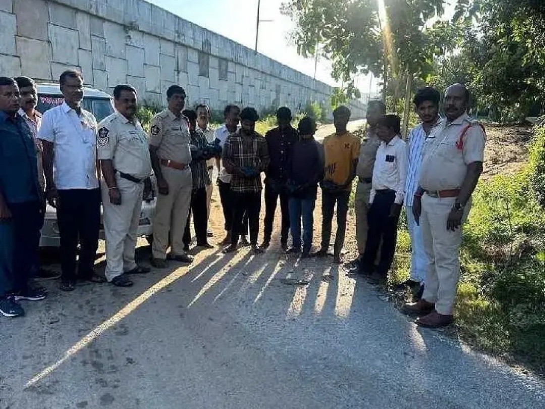 గంజాయి తరలిస్తున్న ఆరుగురు అరెస్ట్