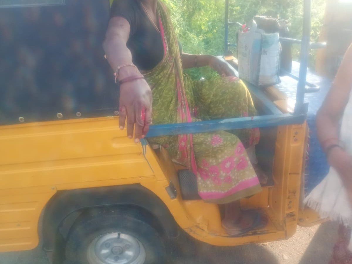 రెండు ఆటోలు ఢీ.. పలువురికి గాయాలు