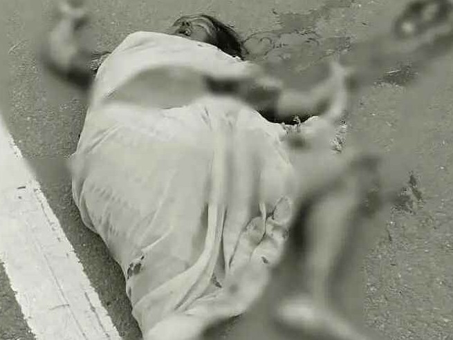బైకు ప్రమాదంలో మహిళ మృతి