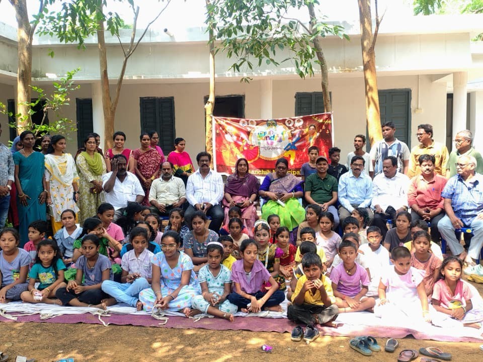 పిల్లలకు హ్యాపీ సండే కార్యక్రమం