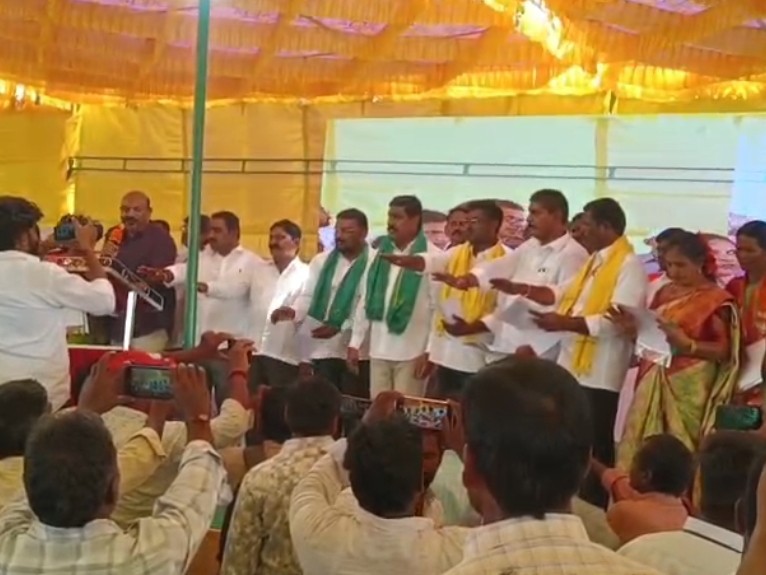 మార్కెట్ యార్డ్ ఛైర్మన్‌గా కాట్ రెడ్డి మల్లికార్జున్ రెడ్డి