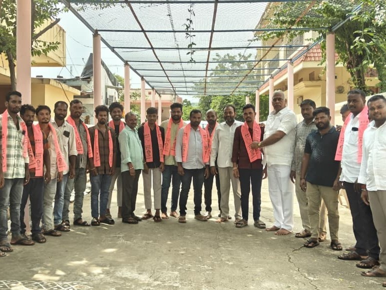 రాష్ట్ర అభివృద్ధి బీఆర్ఎస్‌తోనే సాధ్యం: మాజీ ఎమ్మెల్యే