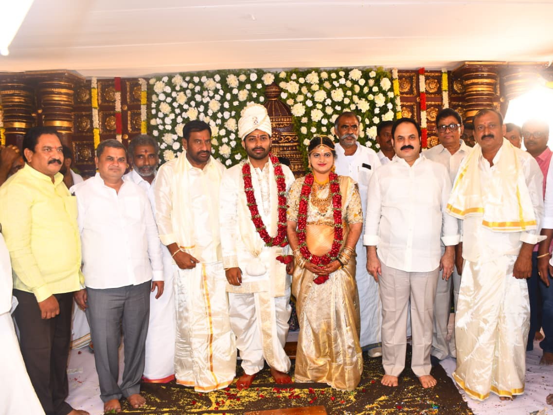 బనగానపల్లె పట్టణంలో పర్యటించిన మాజీ ఎమ్మెల్యే